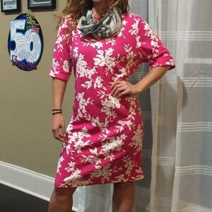 NWT Karen Scott women cuffed-sleeve dress. Size L. Unlined. Cotton/polyester.